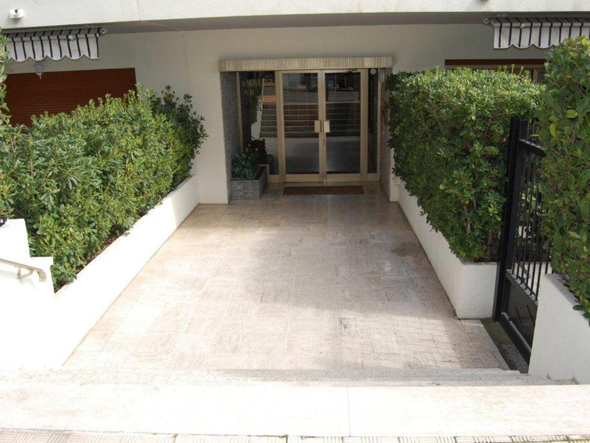 Studio Moderne Avec Terrasse Proche Plages Et Centre, Wifi Gratuit - Fr-1-196-216 Menton Bagian luar foto
