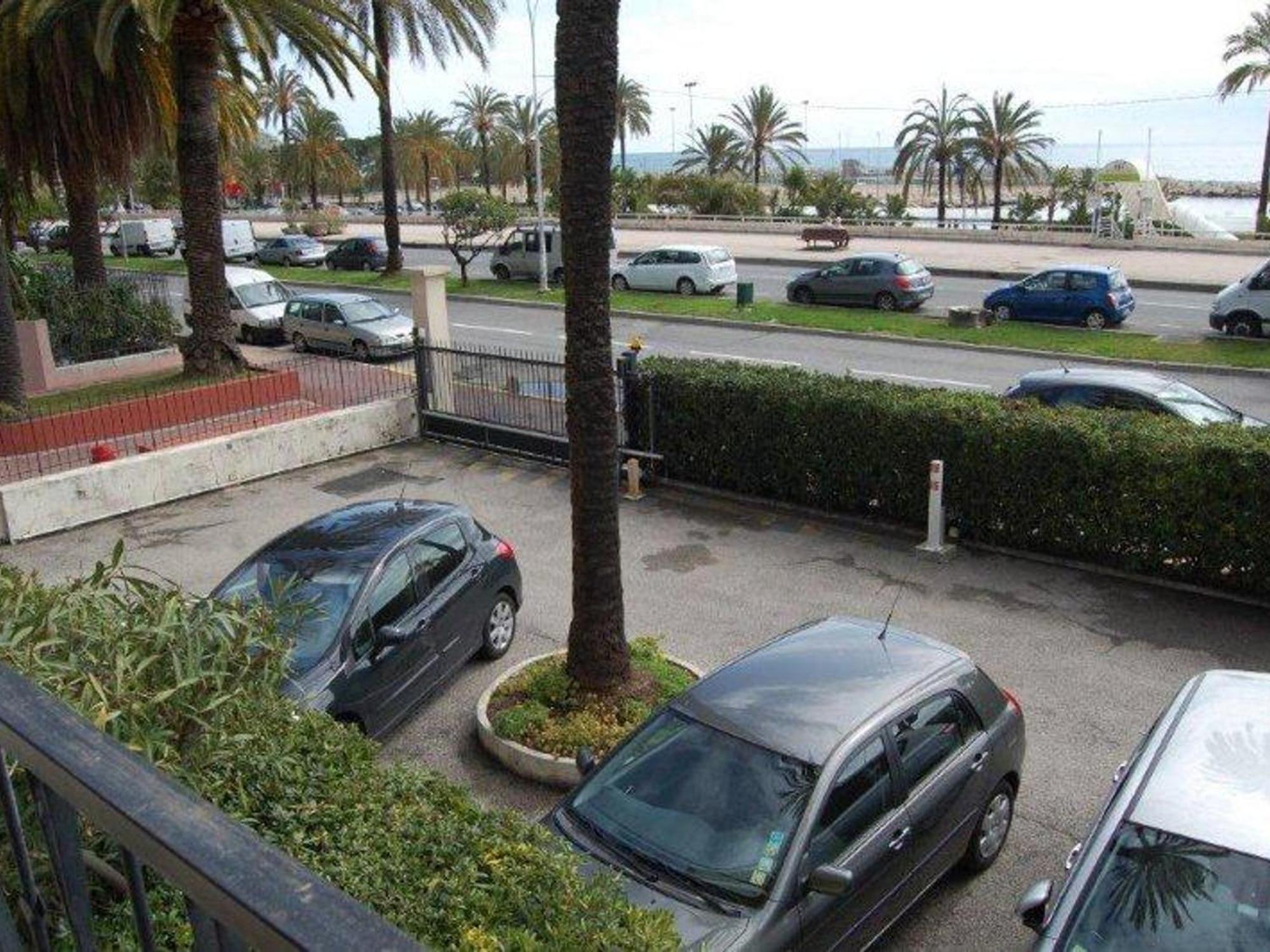 Studio Moderne Avec Terrasse Proche Plages Et Centre, Wifi Gratuit - Fr-1-196-216 Menton Bagian luar foto